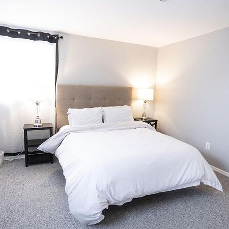 Cheerful Home With Free Parking And Wifi Рочестер Экстерьер фото