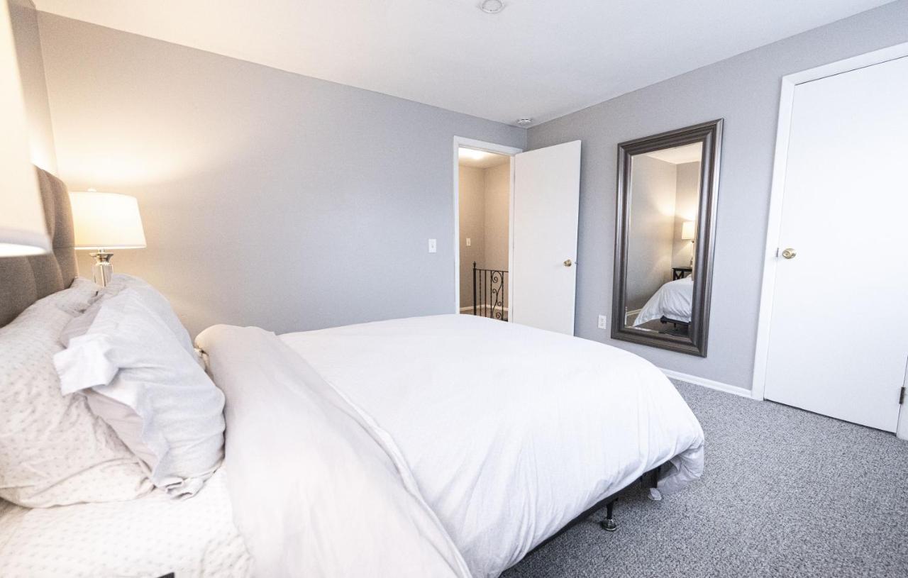 Cheerful Home With Free Parking And Wifi Рочестер Экстерьер фото