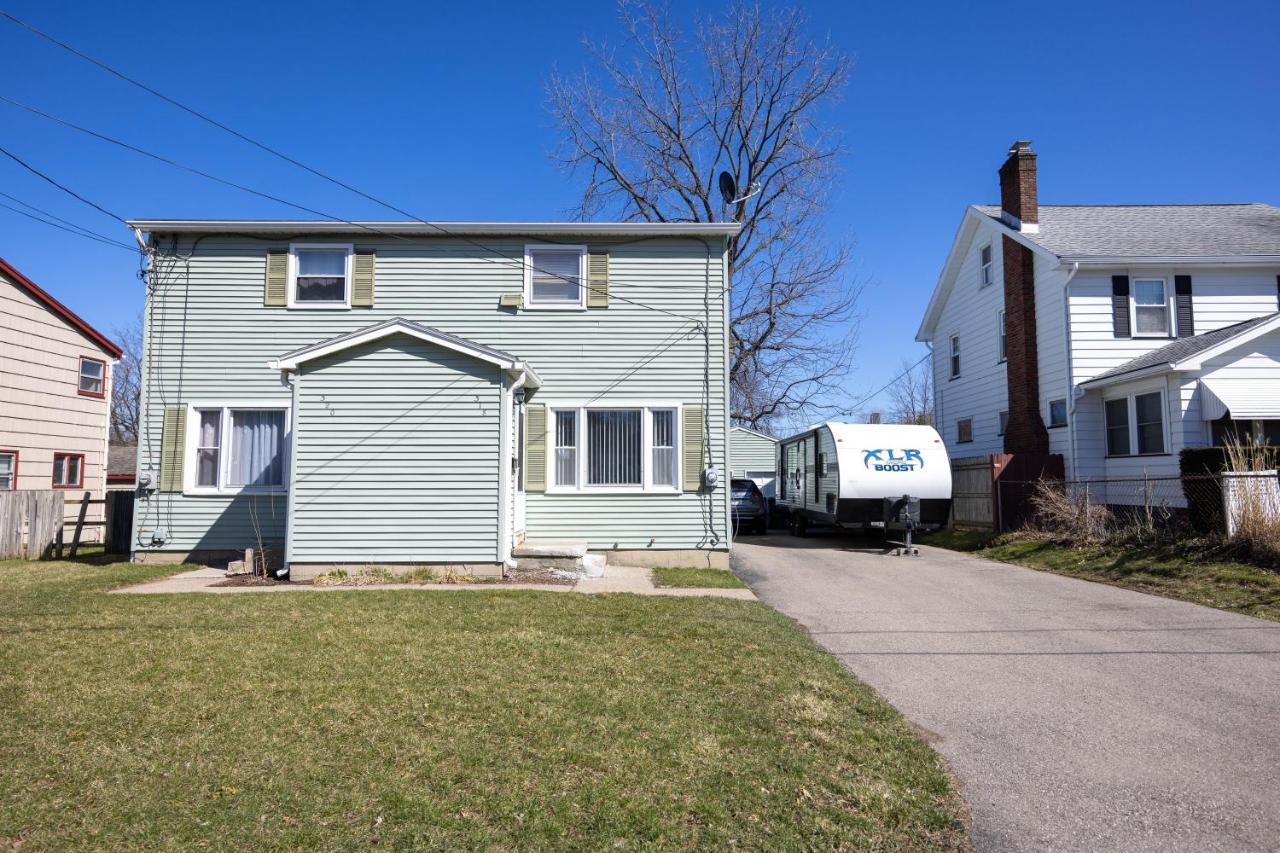 Cheerful Home With Free Parking And Wifi Рочестер Экстерьер фото